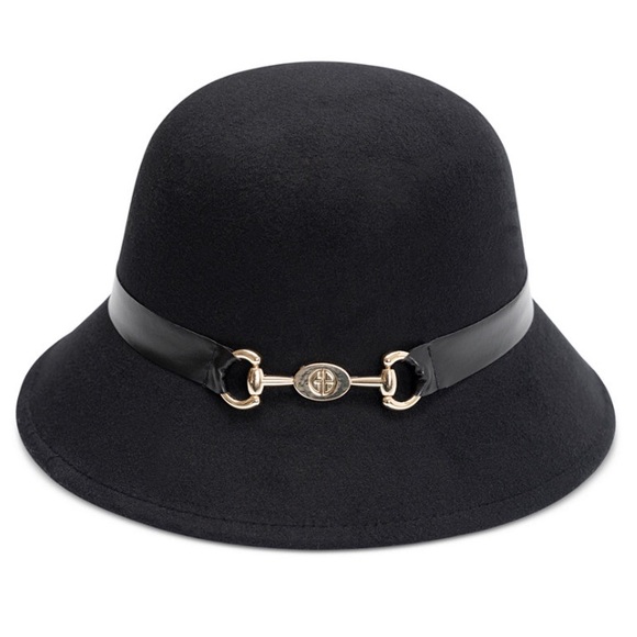 Giani Bernini Accessories - Giani Bernini Felt Cloche Women's Hat Gold Accent Classic Black - New With Tags